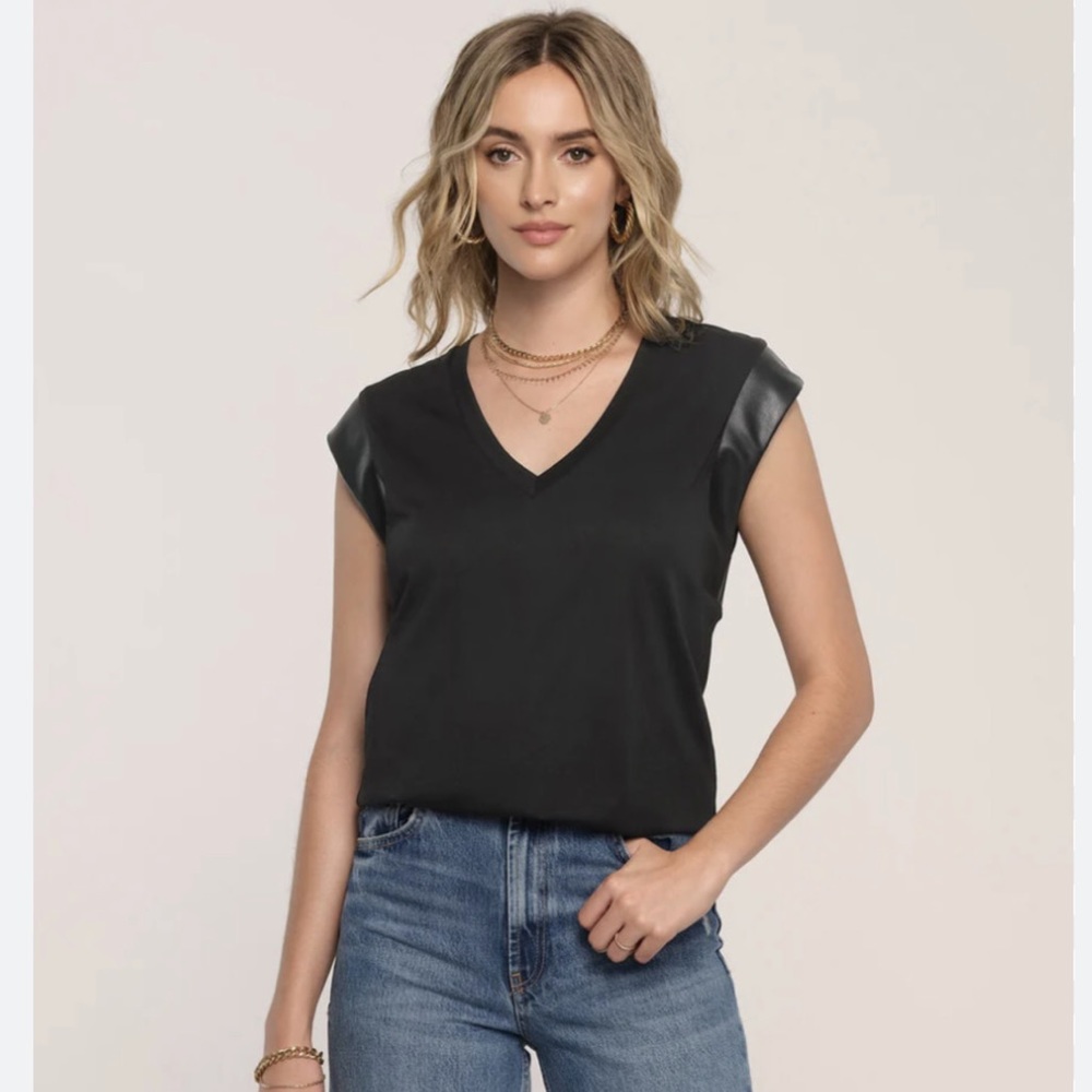 Heartloom Irina Tee